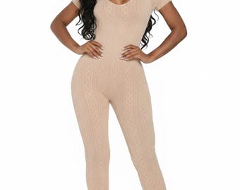 Mono de manga corta con estampado de cadenas y textura