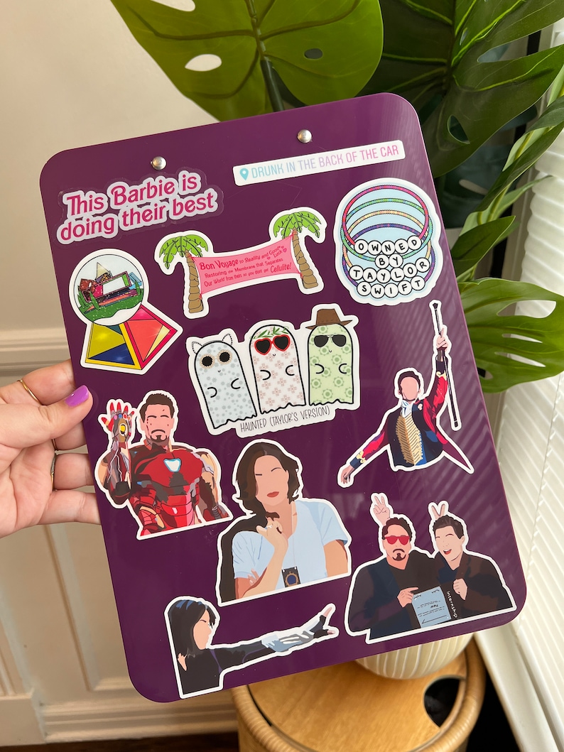 Sticker musical imperméable mat Ringmaster pour bouteilles d'eau, ordinateurs portables, Kindle, etc. image 3