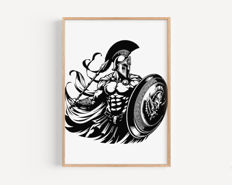 K&ouml;nnte beinhalten: Schwarz-wei&szlig;-Illustration eines spartanischen Kriegers, der einen Helm tr&auml;gt und einen Speer und einen Schild h&auml;lt. Der Krieger ist in einer dynamischen Pose dargestellt, mit seinem Umhang, der hinter ihm weht.