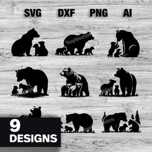 Puede incluir: Nueve diseños de silueta en blanco y negro de una osa y sus cachorros. Los osos están en varias poses, incluyendo de pie, sentados y caminando. Los diseños son perfectos para proyectos de manualidades, como cortar, hacer scrapbooking y hacer tarjetas.