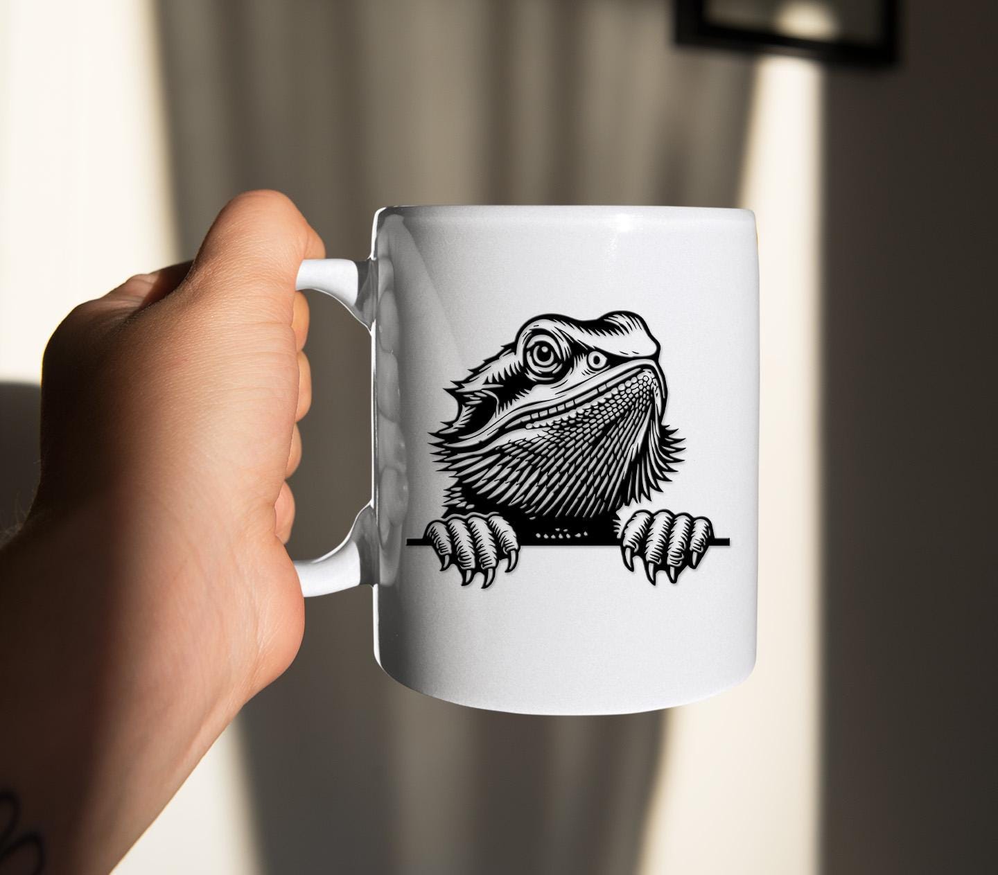 Peeking Bearded Dragon Head | Lizard Vector Graphic Laser File ...