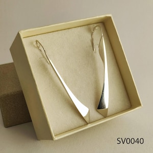 Handmade Sterling Silver Organic Earrings – Smooth Curved Minimalist Jewelry for Everyday Wear