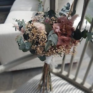 Bridal bouquet of preserved flowers