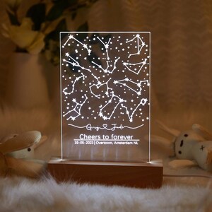 Carte du ciel avec veilleuse - Cadeau carte du ciel personnalisé pour les couples - Veilleuse graphique de la constellation personnalisée - Cadeau pour petit ami / petite amie