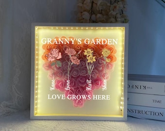 Personalized Mom Flower Shadow Box, Mother's Day Gift, Handcrafted Mom's Present, Personalized for Mom Flower Shadow Box, Gifts for Mom