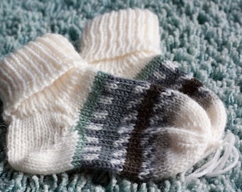 Knitting instructions baby socks 0-3 months for beginners Tutorial PDF instructions