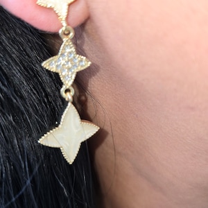 Boucles d'oreilles pendantes trèfle, boucles d'oreilles or et argent, bijoux de mariée, cadeau pour elle, 4 boucles d'oreilles trèfle, cadeau pour maman, boucles d'oreilles pendantes, cadeau.