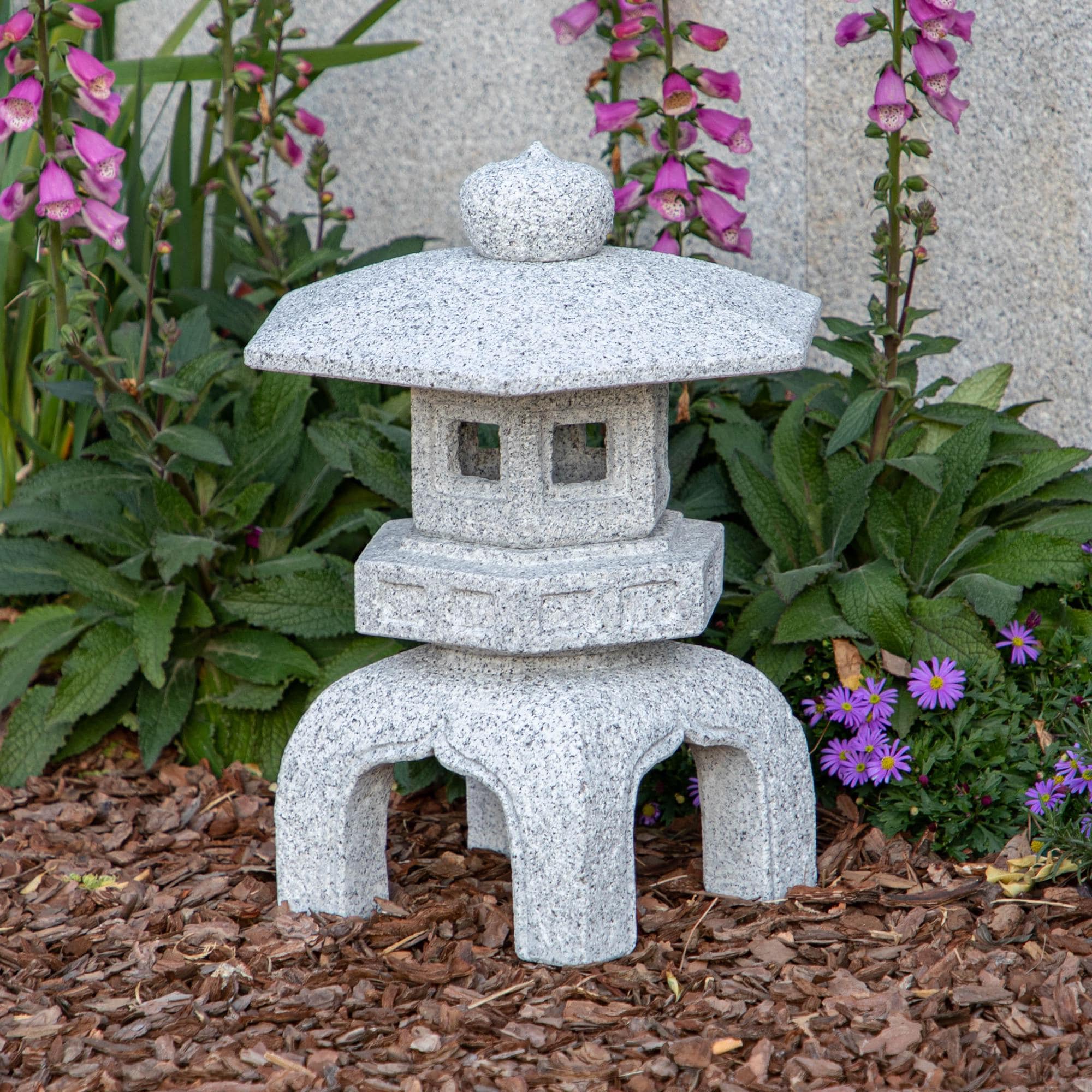 Japanese Stone Lantern, Essential Pagoda Lantern for Zen Gardens