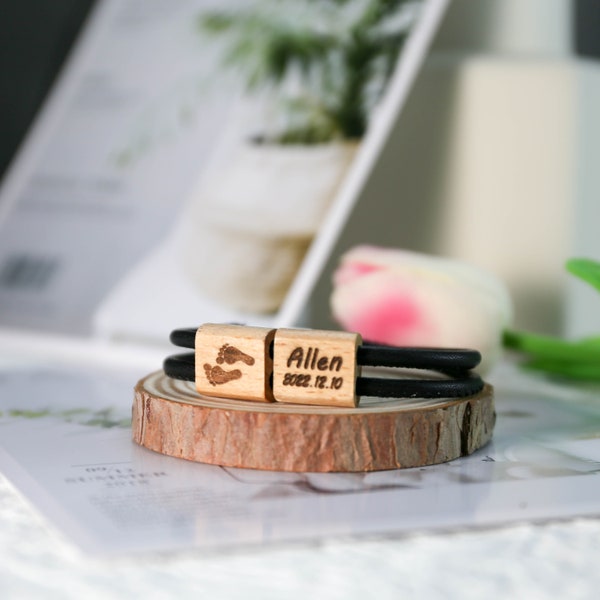 Wooden bracelet personalized with name,footprint,time,new born gift,birthday gift，family gift