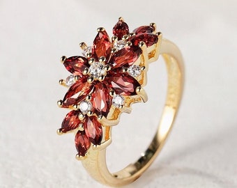 Natural Garnet Engagement Ring, Nature Inspired Garnet Wedding Ring, Unique Gold Ring, Red Gemstone Statement Ring, Anniversary Gift For Her