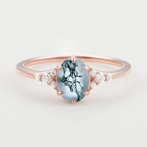 Moss Agate Engagement Ring, Unique Gold Promise Ring, Oval Shaped Mos Agate Ring, Dainty Green Gemstone Wedding Ring, Anniversary Gift
