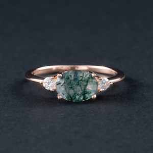 Oval Moss Agate Ring, Rose Gold Moss Agate Engagement Ring, 3 Stone Wedding Ring For Women, Dainty Bridal Ring Gift，Anniversary Gift For Her