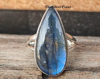 Blue Fire Labradorite Sterling Silver Ring - Handmade Boho Jewelry