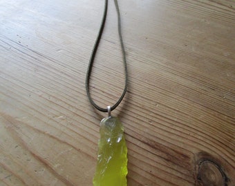 Andara Crystal Pendant, Electric Opalescent Yellow