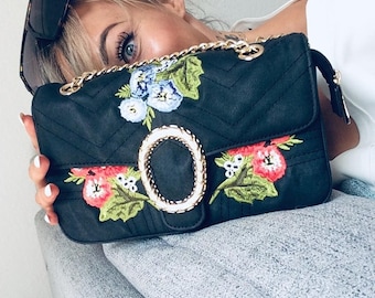 Damen Handtasche - Umhängetasche Blumen Muster | Boho Abendtasche m. Gliederkette & Druckknopf | Clutch Umhängetasche v. Stauraum