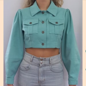 Motif. Veste courte avec 3 options de styles de manches, bouffantes en lanterne, lanterne et manches bouffantes. Tailles 4-18 UK. Projet de couture intermédiaire.