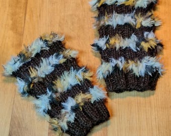 Arm warmers, wrist warmers, hand warmers