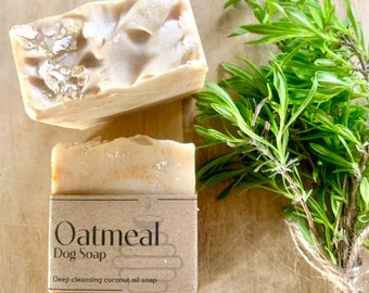 Oatmeal Dog shampoo soap bar, 100% Natural and vegan. Ideal for sensitive skin. Hand made in Derbyshire.