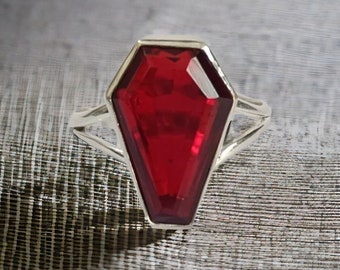 Roter Granat Coffin Ring: 925 Sterling Silber Statement Ring