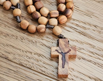 Rosario de madera de olivo hecho a mano: cuentas de oración de 8 mm, regalo para él/ella.