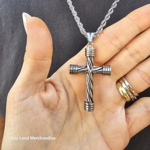 Men&#39;s Stainless Steel Rope Cross Necklace: Silver Christian Pendant
