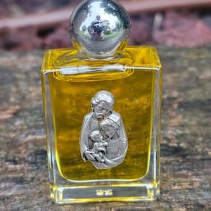 Holy Land Anointing Oil Nard: Blessed Glass Bottle, 15ml