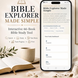 Op de afbeelding: Een open Bijbel met een bladwijzer en een smartphone met de app "Bible Explorer Made Simple". De app biedt studiehulpmiddelen, waaronder samenvattingen, aantekeningen en voortgangsregistratie. De afbeelding toont ook een koffiekopje.