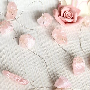 Rose quartz string lights with natural stones | USB connection | Soft light