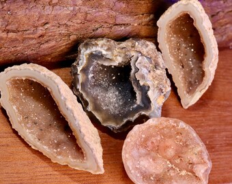 Rough agate geode (4–6 cm) – Unique natural wonder from Brazil