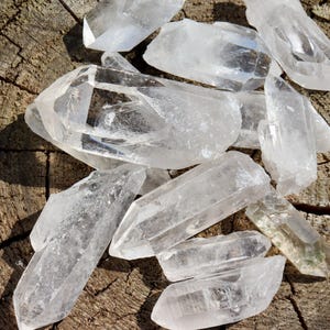 Rock crystal point – polished & natural | Crystal clear, clear, raw (3 qualities)