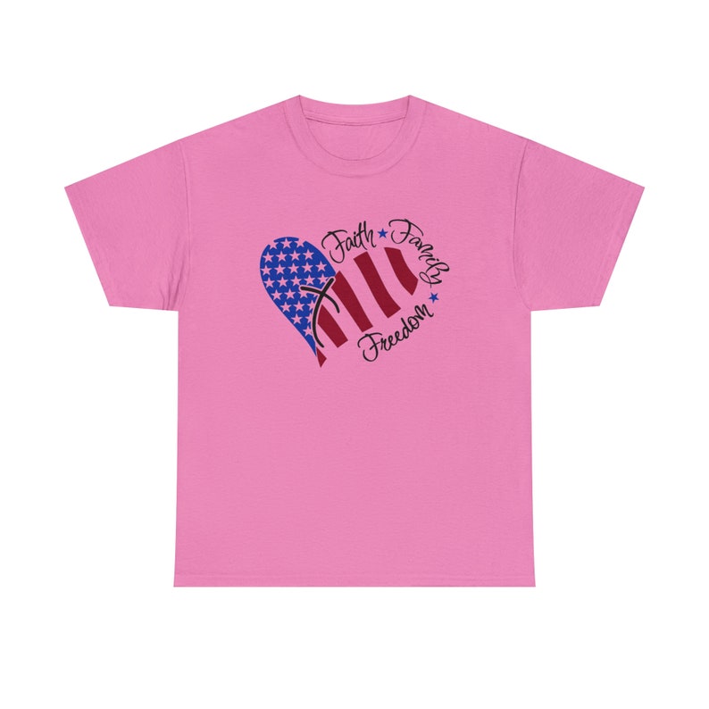 Camiseta Faith Family And Freedom / Camiseta unisex de algodón pesado / Camiseta de EE. UU. / Camiseta del 4 de julio imagen 3