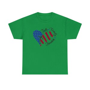 Camiseta Faith Family And Freedom / Camiseta unisex de algodón pesado / Camiseta de EE. UU. / Camiseta del 4 de julio imagen 7