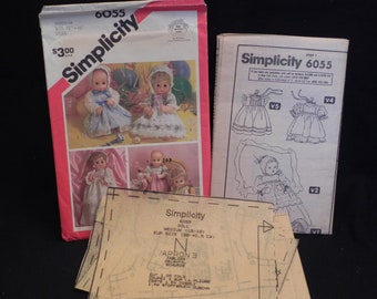1983 Simplicity Sewing Pattern 6055  Doll Clothes Set, Sizes M 15"-16" Doll