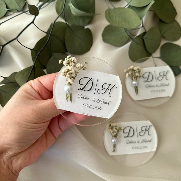 Personalized Magnet Favor for Guest, Epoxy Magnet Favors, Wedding Favor for Guest, Magnet With Dry Flower, Engagement Favors,