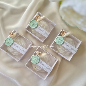 Baptism Candle Favors, Baptism Flower Candle, Communion Favors for Girl, Baptism Favors, Baptism Gift Girl, Baptism Gift Boy, Peony Candle