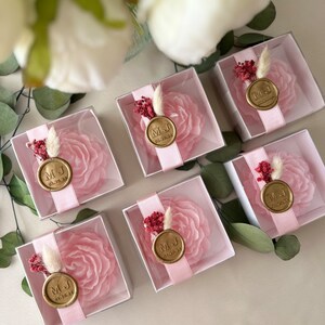 Bomboniere personalizzate per matrimonio con candela di peonia, bomboniere di fidanzamento con candela di peonia, regalo di candela rosa, candela floreale personalizzata per matrimoni e feste nuziali