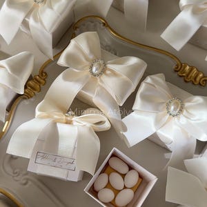 Coffret cadeau de mariage avec bonbons et chocolat, Cadeaux baby shower, Cadeaux de fête de fiançailles, Coffrets de demoiselle d'honneur