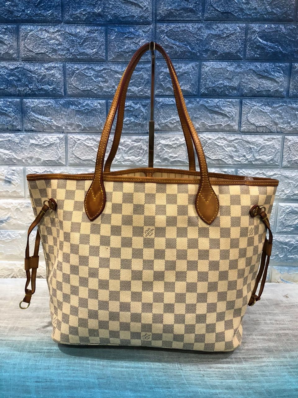 Louis Vuitton Azur 