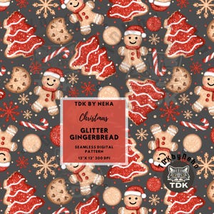 Könnte beinhalten: Ein nahtloses digitales Muster auf dunkelgrauem Hintergrund mit Lebkuchenmännern, roten Glitzer-Weihnachtsbäumen, Schokoladenkeksen, Zuckerstangen und goldenen Ornamenten. Ein rotes Feld in der Mitte zeigt den Text TDK BY NEHA Christmas GLITTER GINGERBREAD SEAMLESS DIGITAL PATTERN 30,48 cm X 30,48 cm 300 DPI.