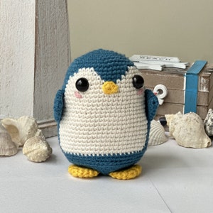 Crochet PDF Kawaii Penguin amigurumi (English - Spanish). Sea animal, Handmade, Crocheted Penguin pattern,