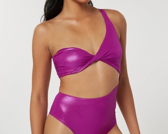 One shoulder one piece bathing suit with front twist cut outs