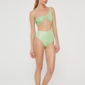 One shoulder one piece bathing suit with front twist cut outs image 4