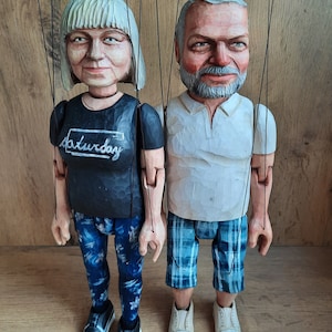 Amazing custom puppet / marionette based on a photo