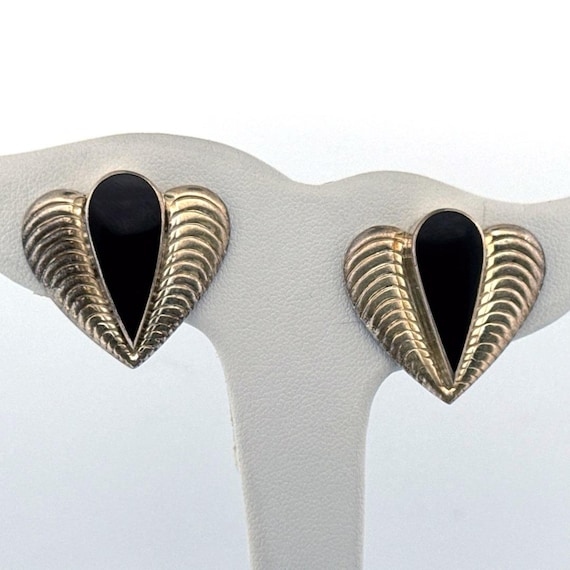 Estate Sterling Silver 925 ND Black Onyx Modernist Ribbed Heart Stud Earrings