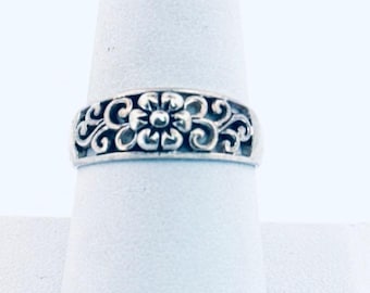 Vintage Sterling Silver 925 Flower Filigree Swirl Ring Size 9 Estate Jewelry