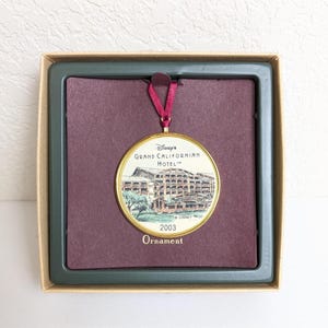 Disney&#39;s Grand Californian Hotel Ornament, Vintage Disney&#39;s Grand Californian Hotel Barlow Christmas Ornament