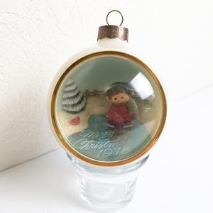 Vintage 1978 Merry Christmas Ice Skating Diorama Christmas Ornament