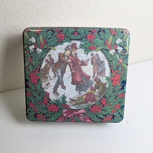 RARE Vintage Christmas Biscuit Square Tin, Drummond Packaging Made in Scotland