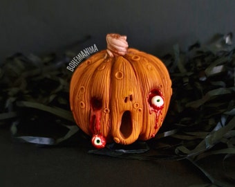 Zucca di Halloween, zucca decorativa fatta a mano, scultura di zucca in pasta polimerica, zucca ornamentale da collezione, zucca spaventosa