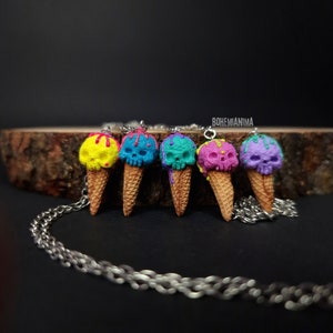 Totenkopf-Eiszapfen-Halskette, Eisanhänger-Halskette, Eisschädel-Halskette, Miniatur-Essensschmuck, minimalistische Sommerhalskette